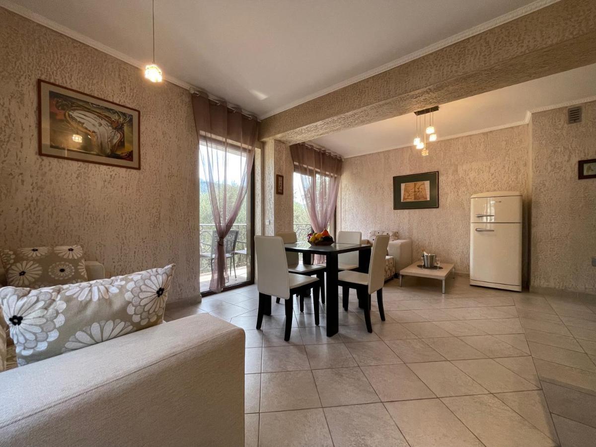 Apartments Villa St. Бар Екстер'єр фото