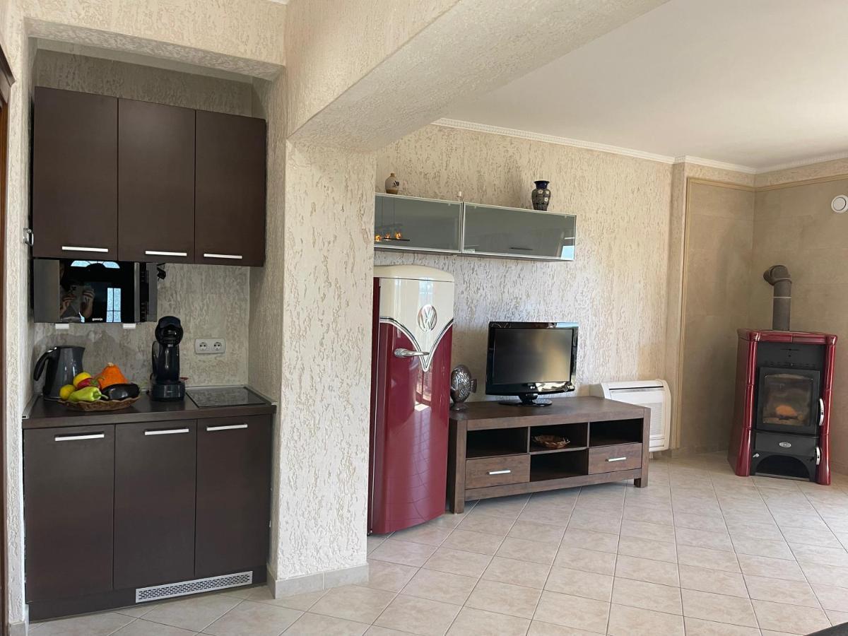 Apartments Villa St. Бар Екстер'єр фото