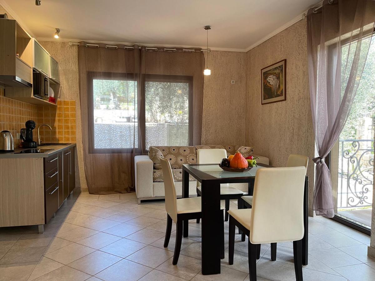 Apartments Villa St. Бар Екстер'єр фото